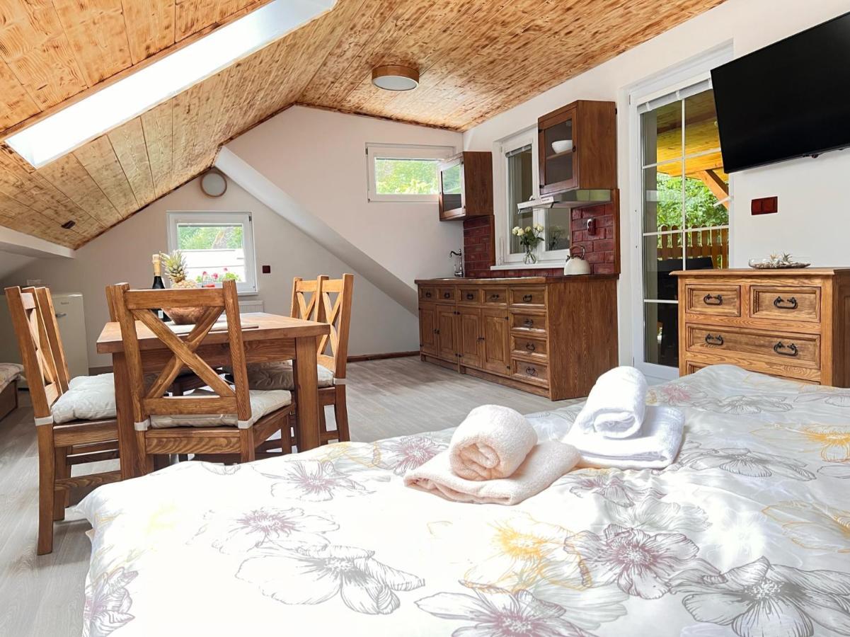 Pension Pod Skalou Hřensko Buitenkant foto